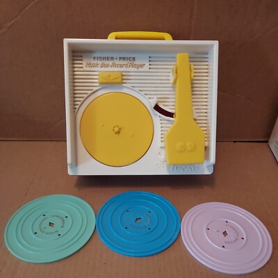 Fisher Price Classic Toys Music Box Record Player 2010 works tested -image