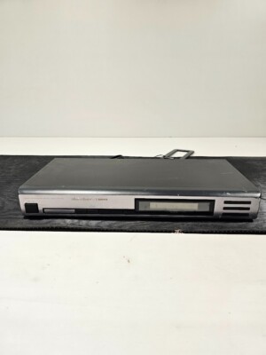 ​Fisher FM-530 Quartz Synthesizer Tuner – Fully Working With Cable No Box-image