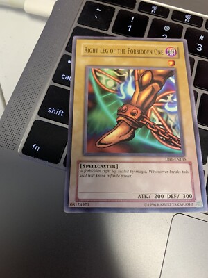 Yugioh - Right Leg of the Forbidden One - DB1-EN135 - LP MISPRINT-image