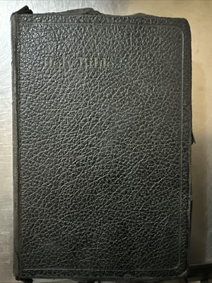 The Holy Bible KJV  International Series Self Pronouncing 1930s-image