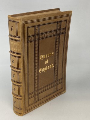 Agnes Strickland / QUEENS OF ENGLAND SERIES OF PORTRAITS OF DISTINGUISHED FEMALE-image