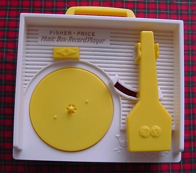 2010 FISHER PRICE CLASSIC MUSIC BOX RECORD PLAYER  5 RECORDS & 10 SONGS  clean-image