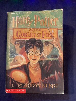 Harry Potter And The Goblet Of Fire (Book 4) - Paperback 1st Printing-image
