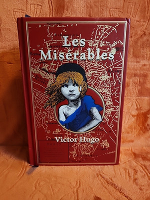 Les Misérables / Victor Hugo / Leather Bound Classics Series / Canterbury-image