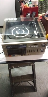 RARE Vintage 80s Fisher MC-720 Cassette/Turntable Stereo Powers on-image