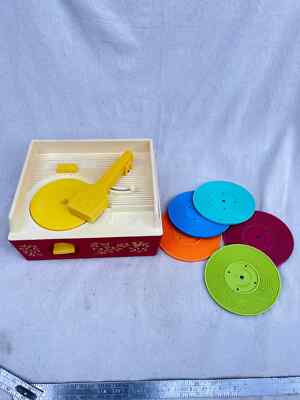 Vintage Fisher Price Music Box Record Player 995 With 5 Records (Doesn't play)-image