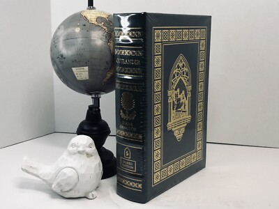 OUTLANDER, SEALED and SIGNED Edition by Diana Gabaldon-image