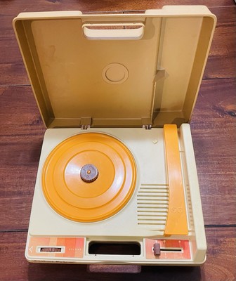 1978 Fisher Price Record Player Model 825 Tested - Works Great -image