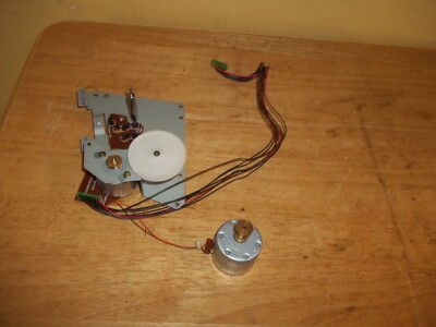 Fisher DAC-145 CD /Turntable Combo Record Player Motor's Assembly-image
