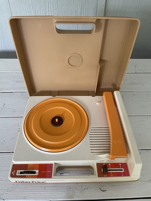VTG Fisher Price 1978 Record Player #825 TESTED WORKS PERFECT 33 45 RPM-image