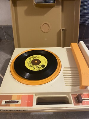 Vintage 1978 Fisher Price Record Player Model 825 With7 Records-image