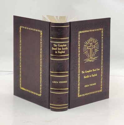 The Complete Dead Sea Scrolls in English: Revised Edition[Premium Leather Bound]-image