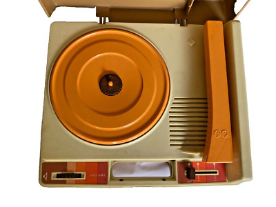 Vintage Fisher Price # 825 Record Player (1979-84), WORKS but NEEDS NEW NEEDLE-image