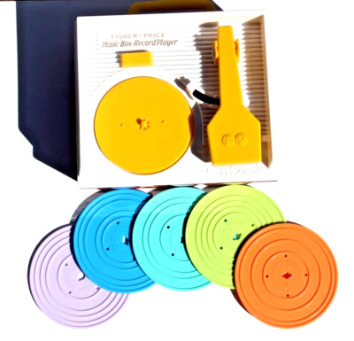 Fisher Price 2014 Wind Up Record Player Classic Music box 10 Tunes-image