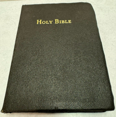 Holy Bible Self-Pronouncing Edition Revised Standard Version 1962 Leather Bound-image