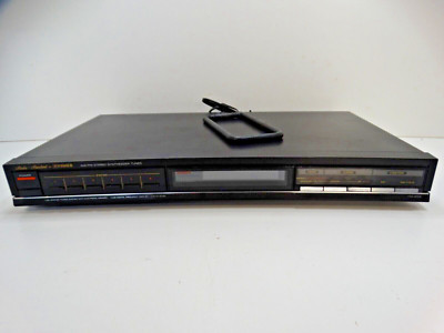 Fisher FM-854 Stereo Tuner. Does Not Power Up-image