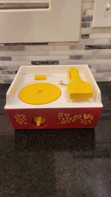 Fisher-Price Multicolor Portable Music Box Record Player Turntable Toy W/ Discs-image