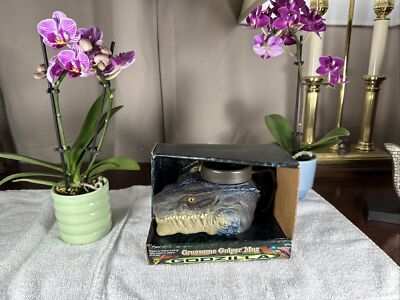 NEW Godzilla Toho 1998 Equity Toys Gruesome Gulper Monster Gojira Kaiju Mug NEW-image