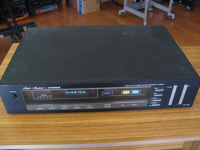 Fisher FM-660 Quartz Synthesized AM/FM Stereo Tuner Tested Working Condition-image