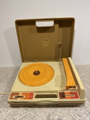 Vintage 1978 Fisher Price Model 825 Child's Record Player Turn Table 33/45 RPM-image
