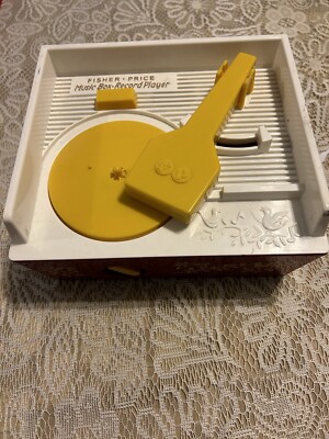 Fisher-Price Record Player Child Toy/ with 4 records/ Working condition-image