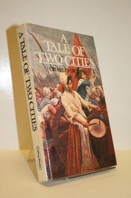 A Tale of Two Cities By Charles Dickens. 0861782127-image