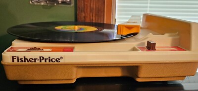 Fisher Price 1978 Portable Turntable Phonograph Record Player Toy Plug And Play-image