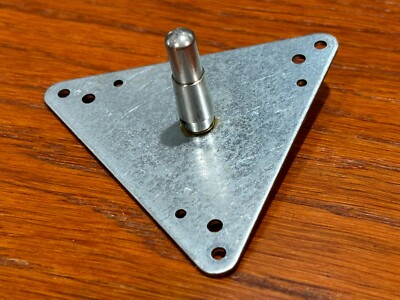 Fisher MT-72B Turntable Parts - Spindle-image