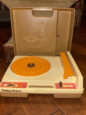 VTG 1978 Fisher Price Record Player Turntable 33 & 45 RPM - WORKS GREAT!!-image