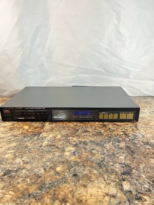 Fisher  FM-273 Stereo Tuner ~ Good Condition ~ Tested Working!-image