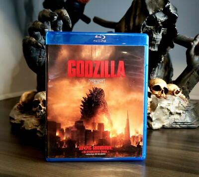 Godzilla (Blu-ray Disc + DVD, 2014) Bryan Cranston, Elizabeth Olsen -image