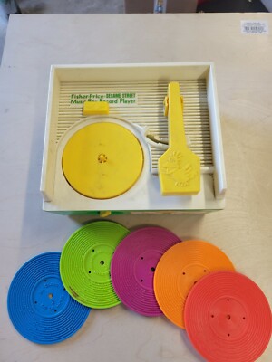 VINTAGE SESAME STREET FISHER PRICE MUSIC BOX RECORD PLAYER W/ 5 RECORDS TESTED-image