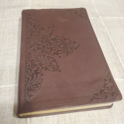 Holy Bible ESV Crossway The Value Thinline Edition Burgundy Trutone Series 2001 -image
