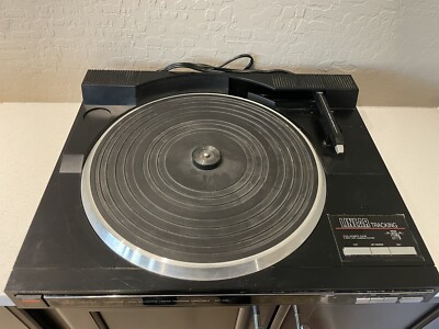 Fisher Vintage Stereo Turntable MT-730(c) - Turns On, DOES NOT SPIN (FOR PARTS)-image