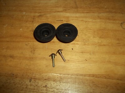 Fisher MT-223 Turntable  Feet (2)-image