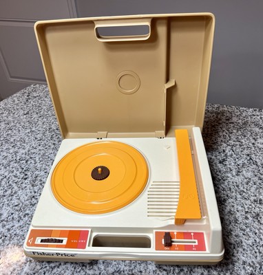 1970s Fisher Price Turntable Record Player Portable 825 - 1978 Vintage 33 45 RPM-image