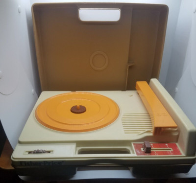 Vintage 1978 Fisher-Price Record Player Portable Phonograph Model 825 WORKING-image