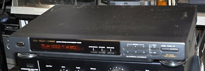 FISHER STUDIO STANDARD INTERGRATED STEREO AM/FM RECEIVER FM9025 VINTAGE GOOD-image