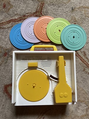 Fisher Price Music Box Record Player with 5 Records (2014) - Used-image