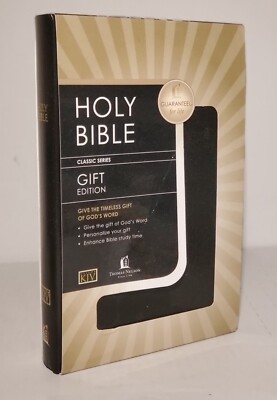 Holy Bible Classic Gift Edition Black NKJV Thomas Nelson 1982 Christ Words Red-image