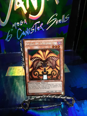 Yugioh Exodia the Forbidden One 1st Edition Gold Ultra Rare PGL2-EN026 NM-image