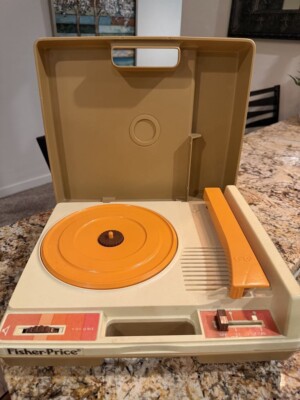 Vintage 1983 Fisher Price Record Player Turntable #825 33 45 RPM-image