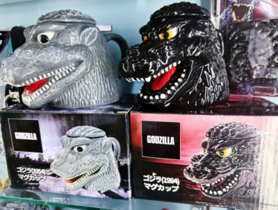 Godzilla 1954 D Mug Cup + Godzilla 1994 D Mug Cup Set of 2 New Japan-image