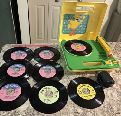 Fisher Price 1983 Sesame Street Big Bird Record Player Tested Works W/8 Records-image