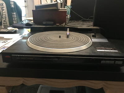 Vintage Fisher MT-730 Linear Tracking Turntable For Parts or Repair-image