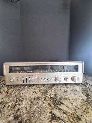 Vintage Studio-Standard Receiver by Fisher Model RS-2004A 220-Watt Output WORKS-image