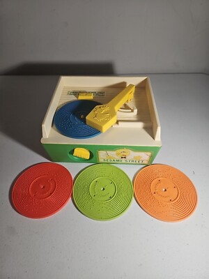 Fisher Price SESAME STREET Music Box Record Player 4 Records Toy Tested Vintage-image