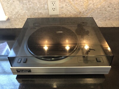 Fisher MT- 6118 Semi Automatic Turntable Perfect Working Condition-image