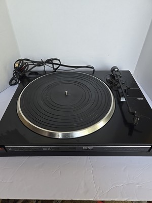 Fisher MT-715 Servo Drive Turntable | No Dustcover No Needle-image