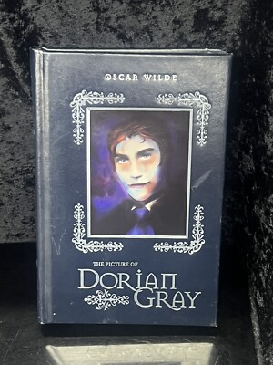 The Picture of Dorian Gray (Hardcover Book)-image